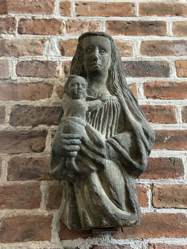 Statue of Saint Mary