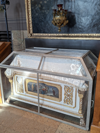 Epithaphios and Sepulchre (Symbolic tomb)