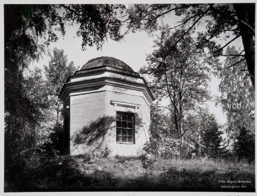 Octagonal pavilion