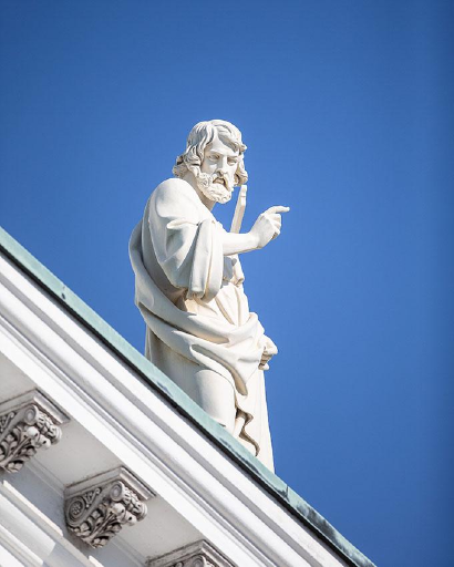 Statues of the Apostles