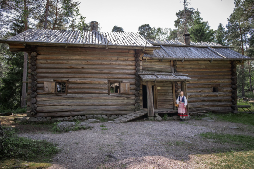 Kaukola Chimneyless Cabins