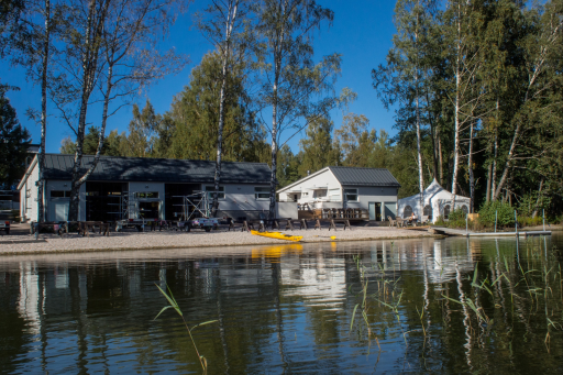 Vuosaari Paddling Centre and Café Harbo
