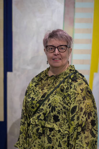 Museum director's greetings
