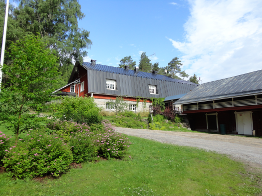Varjola
