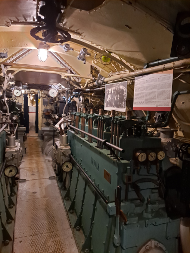 What were Vesikko's engines like?